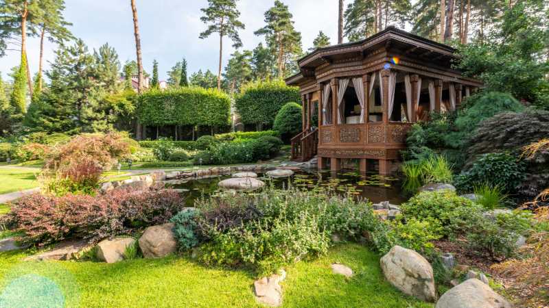 Backyard Hacks DecadGarden